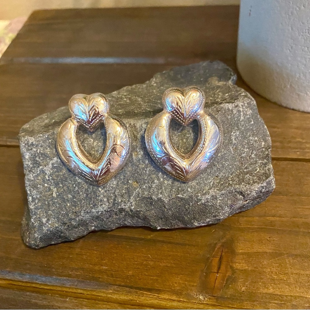 *SOLD* Sterling Silver Earrings🌻